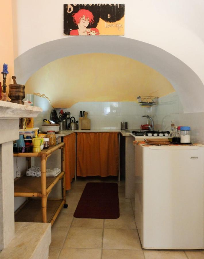 הוילה מרטינה פרנקה Trullo Chiari Di Bosco מראה חיצוני תמונה